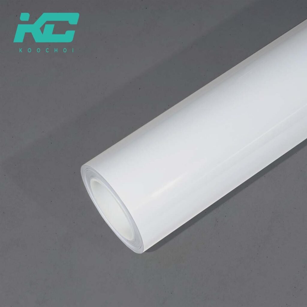 G02 White