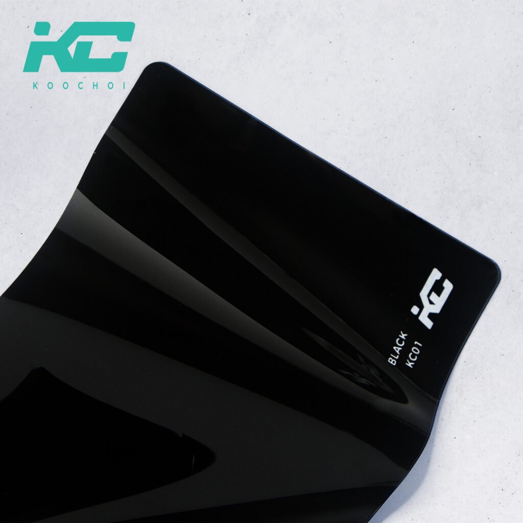 KC01 Black