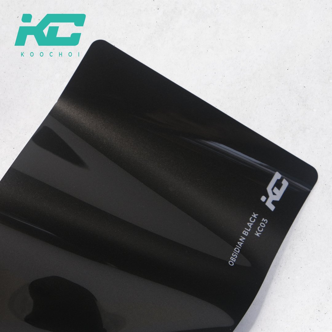 KC03 Obsidian Black